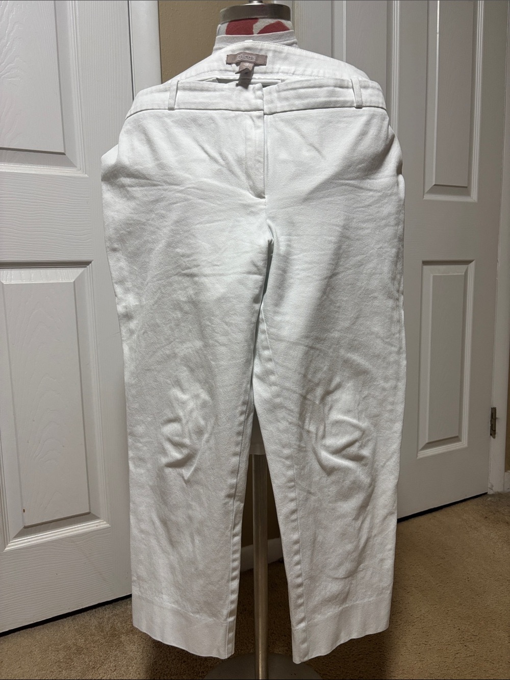 Chico's White Cropped Trousers